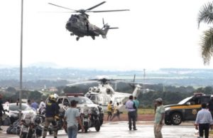 De ridicularia a irrelevâncias 3